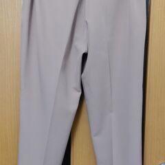 テーパードパンツ　ベージュ　Lサイズ　Honeys　GLACIERの画像