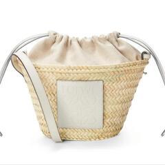 LOEWEバケットバッグホワイト