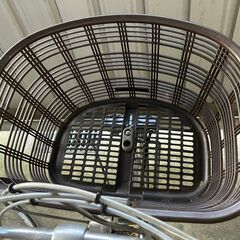自転車の前カゴの画像