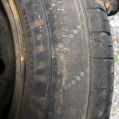 車のパーツ タイヤ、ホイール
