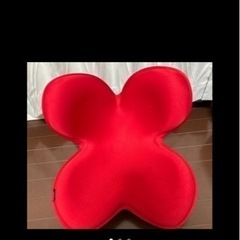 姿勢矯正椅子　赤色　100円の画像