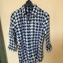 服/ひちぶ袖シャツ
