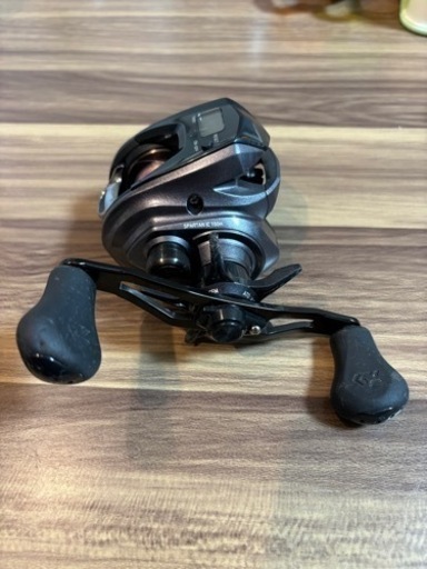 Daiwa 
ベイトリール