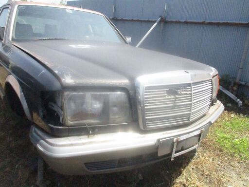 Mべンツ-126-560SELフロントバンパー販売