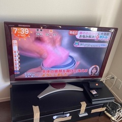 アクオス　AQUOS 40型テレビ