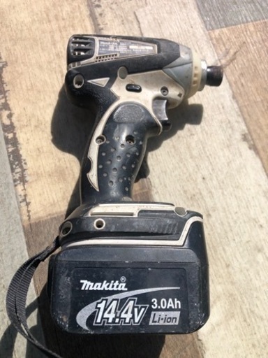 マキタ　インパクトドライバー14.4V