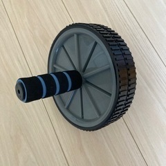 腹筋ローラー　トレーニングの画像