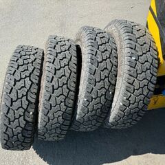 値下げ！　YOKOHAMAヨコハマ　GEORANDARX-AT　ジオランダー　195R16C104/102Q6PR　4本セット　21年製　８～9分山の画像