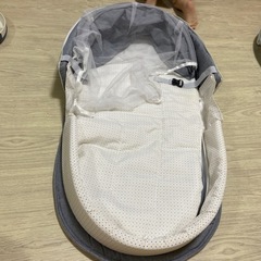 ベビーベッドの画像