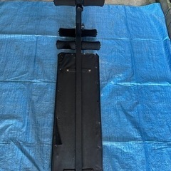 腹筋トレーニング機器の画像