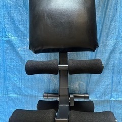 腹筋トレーニング機器の画像