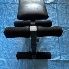 腹筋トレーニング機器の画像
