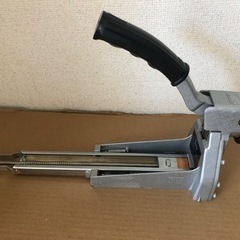封函機ダンボール用  針付き
の画像