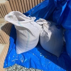 残土　　　　（山砂）