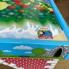 トーマス　木製テーブル　Mサイズの画像