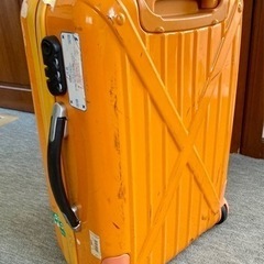 小型スーツケース