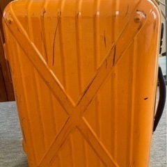 小型スーツケースの画像