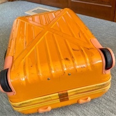 小型スーツケースの画像