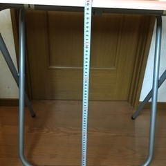 折りたたみ簡易テーブル（椅子付）
の画像
