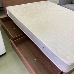 【お取引中】棚2杯付き コンセント読書灯付属 ダブルベッド ダークブラウン★4516★の画像