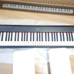 (中古・電車ピアノ)YAMAHA NP-12B ブラック スタン...