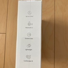 ワイヤレスイヤホンの画像