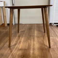 スクエアテーブル【町田市再生家具】　240362