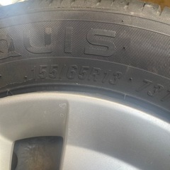 車のパーツ タイヤ、ホイールの画像