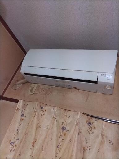 【受け渡し決定】【FUjiTSU エアコン　最終値下げ！！】家電 季節、空調家電 エアコン