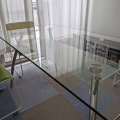 ガラステーブルお売りしますの画像