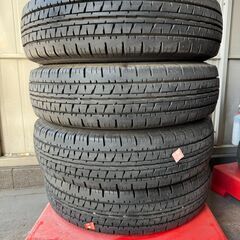 JM45　🌟タイヤ安く譲ります🌟🚗195/80R15🚗　国産タイヤ（）