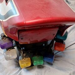 CB750 タンク テ－ルカウル 破損ありの画像