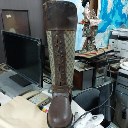 グッチの傘立て
