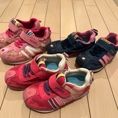 靴１７から１９センチ11足セットの画像