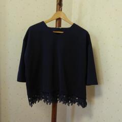カットソー　裾レース　Lサイズ