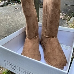 ムートンブーツ 受け渡し決定しました