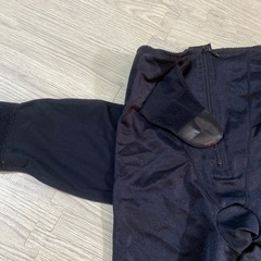 骨盤矯正1枚と出産用パンツ4枚の画像