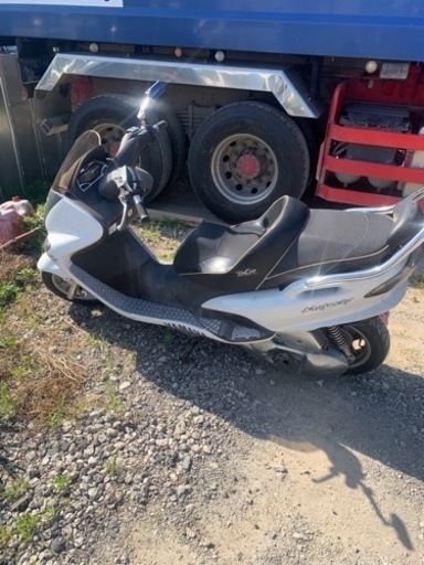 ヤマハ　マジェスティ125Fi