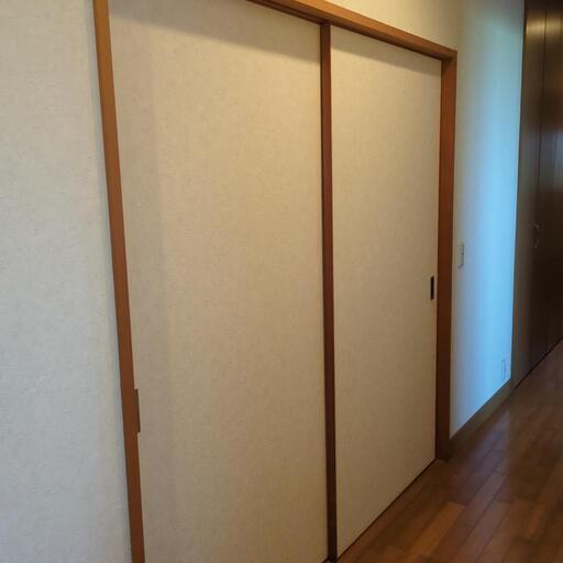 引違い戸