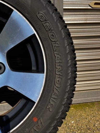 車のパーツ タイヤ、ホイール