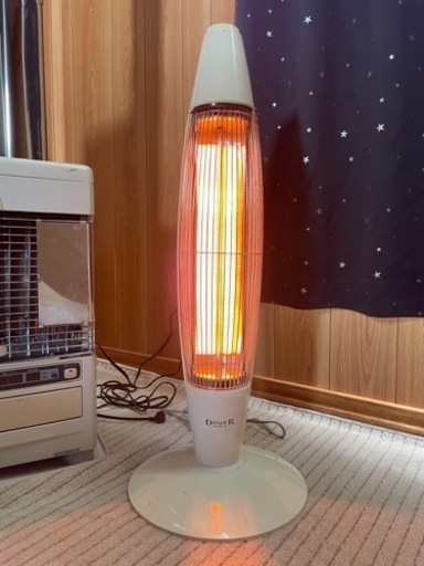 遠赤外線ヒーター　電気ヒーター　ストーブ