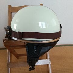 中古ヘルメット エルウィンド 半キャップ フリーサイズの画像