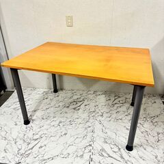 17626 Kinnarps ミーティングテーブル ◇大阪市内・東大阪市他 6,000円