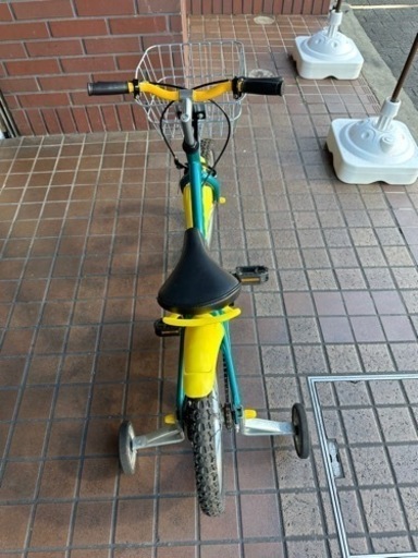 16インチ　カゴ　補助輪付き子供用自転車　