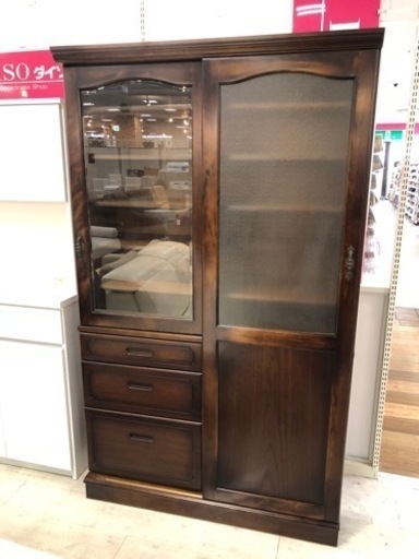 取りに来れる方限定！Ｋａｒｉｍｏｋｕ(カリモク)の食器棚です！