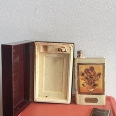 カミュ ブック スペシャルリザーブ ゴッホ ひまわり 箱/替え栓付 700mlの画像