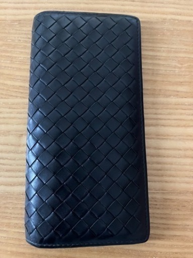 ボッテガヴェネタ　二つ折り長財布