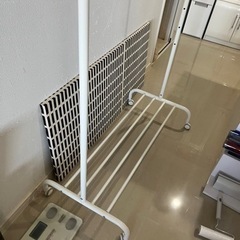 IKEAハンガーラック
