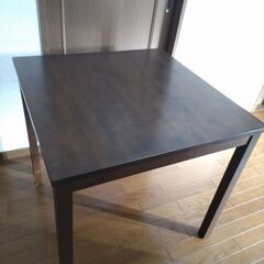 中古　天然木製　テーブル　２台　配達可の画像