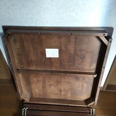 中古　天然木製　テーブル　２台　配達可の画像